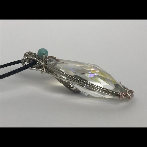Silver Plated Wire Wrapped Chunky Crystal Pendant - Picture 5 of 6
